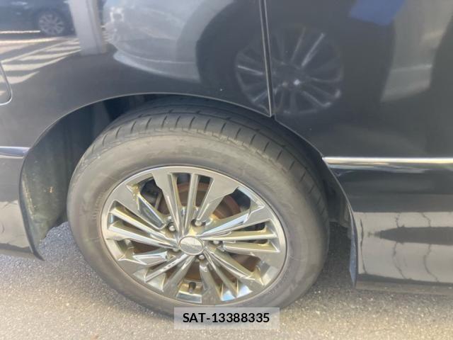 Nissan SERENA 2015-11 8882097-8