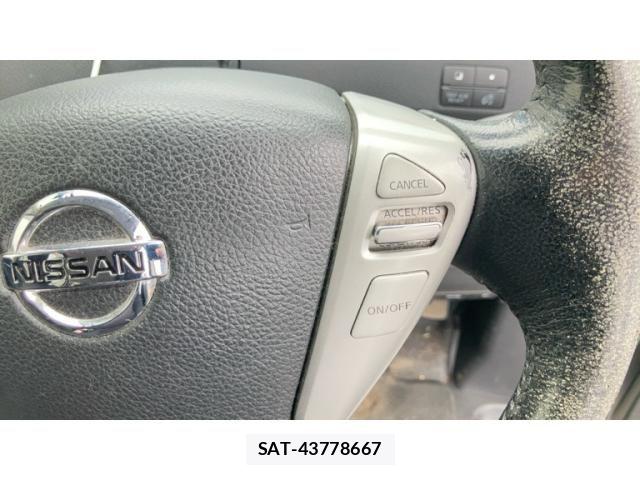 Nissan SERENA 2013-01 8882104-13