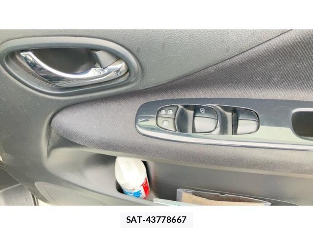 Nissan SERENA 2013-01 8882104-15