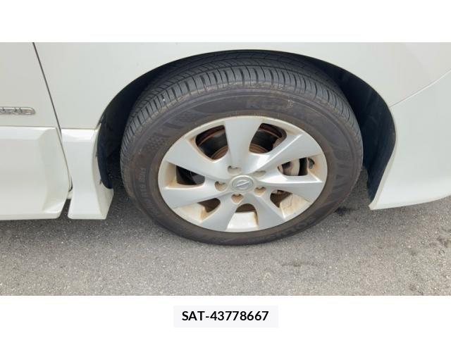 Nissan SERENA 2013-01 8882104-8