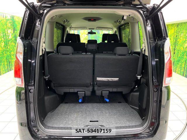 Nissan SERENA 2018-02 8882072-10