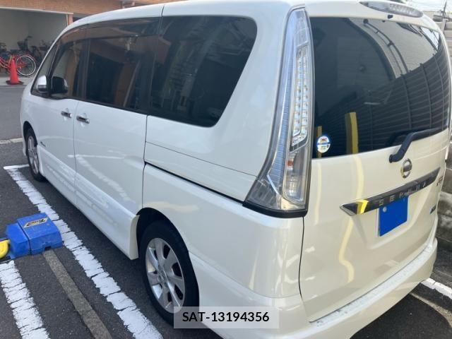 Nissan SERENA 2013-03 8882091-7