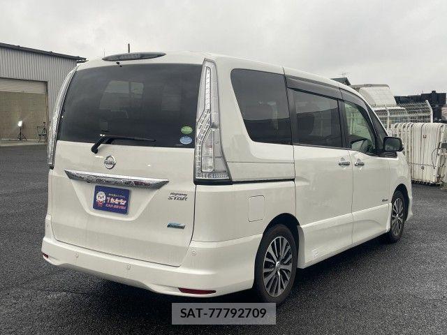 Nissan SERENA 2015-11 8882078-1