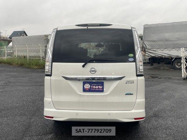 Nissan SERENA 2015-11 8882078-21