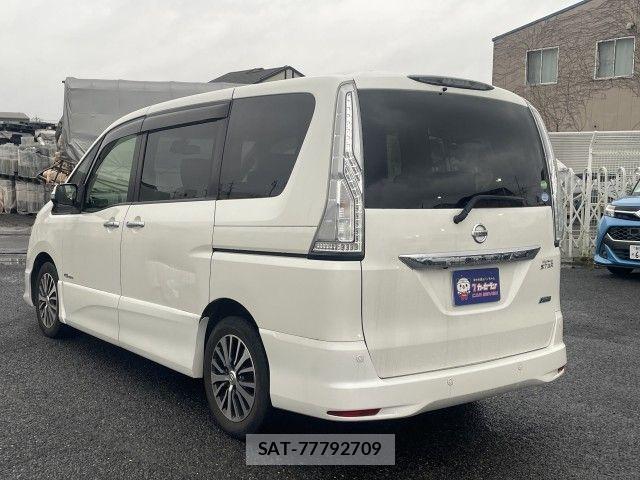 Nissan SERENA 2015-11 8882078-22