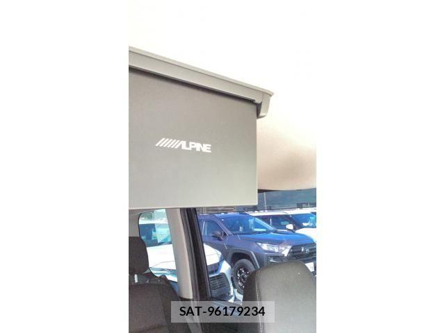 Nissan SERENA 2018-09 8882080-12
