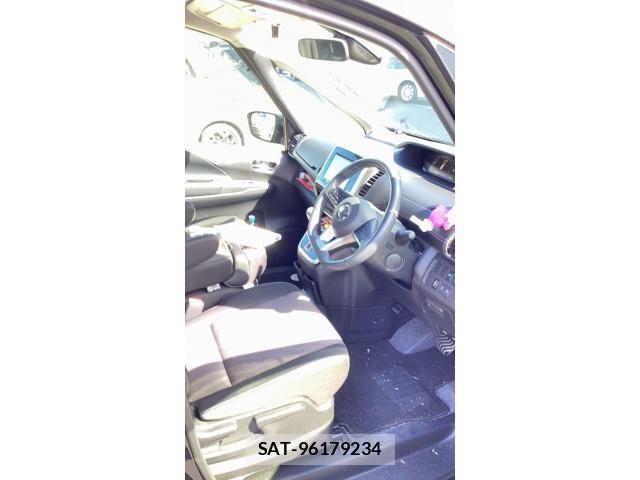 Nissan SERENA 2018-09 8882080-13