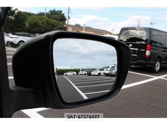 Nissan SERENA 2019-07 8884325-25