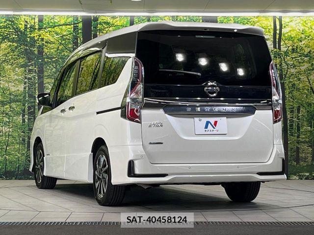 Nissan SERENA 2022-10 8884320-17