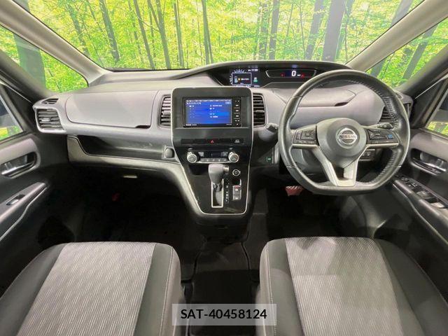 Nissan SERENA 2022-10 8884320-1