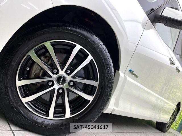 Nissan SERENA 2013-09 8884326-12
