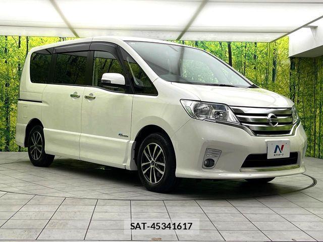 Nissan SERENA 2013-09 8884326-15