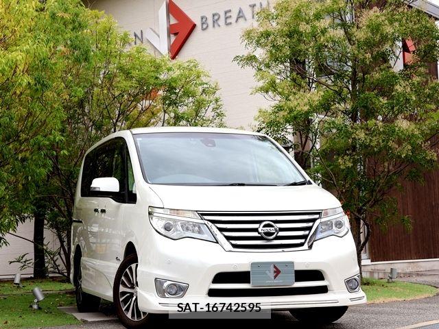 Nissan SERENA 2015-12 8884323-0