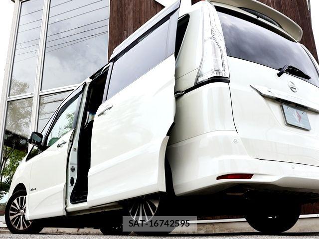 Nissan SERENA 2015-12 8884323-11