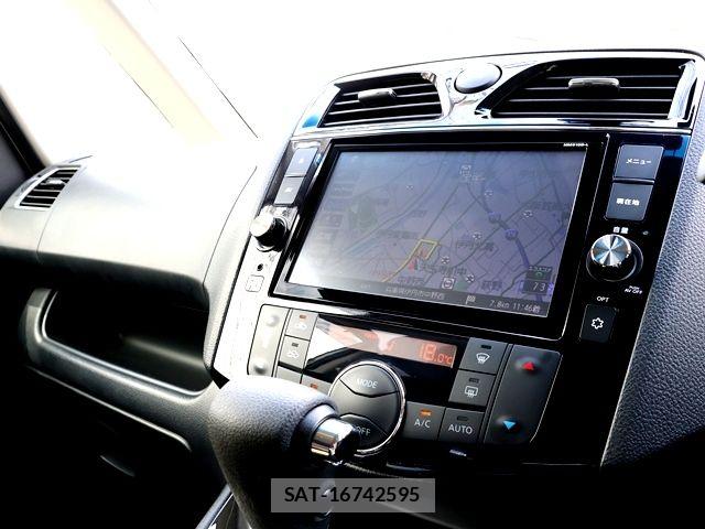 Nissan SERENA 2015-12 8884323-18
