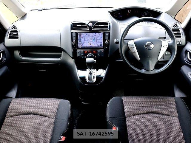 Nissan SERENA 2015-12 8884323-1