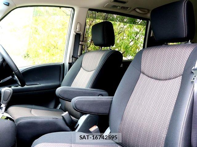 Nissan SERENA 2015-12 8884323-24