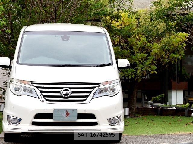 Nissan SERENA 2015-12 8884323-4