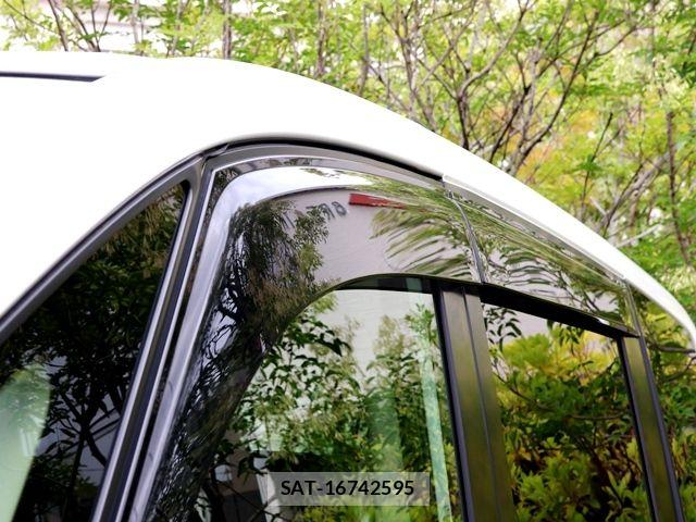 Nissan SERENA 2015-12 8884323-8