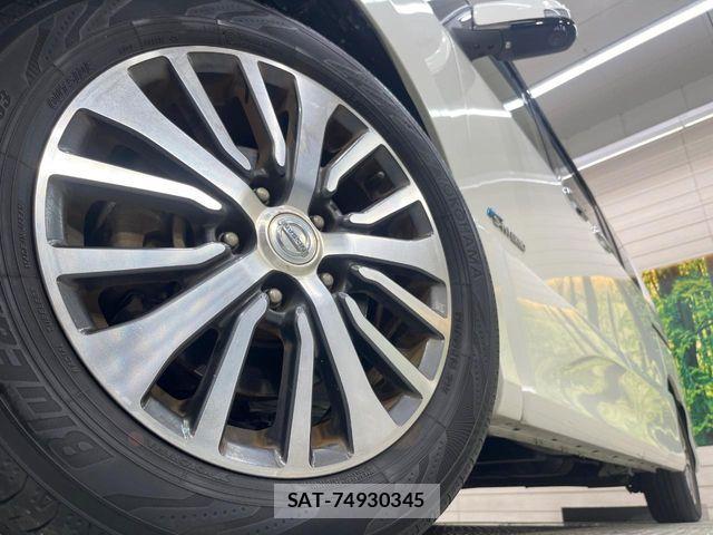 Nissan SERENA 2014-06 8884332-13