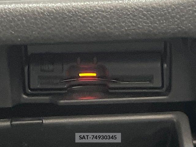 Nissan SERENA 2014-06 8884332-5