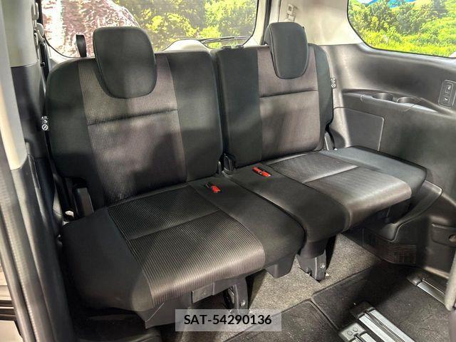Nissan SERENA 2018-06 8884321-10