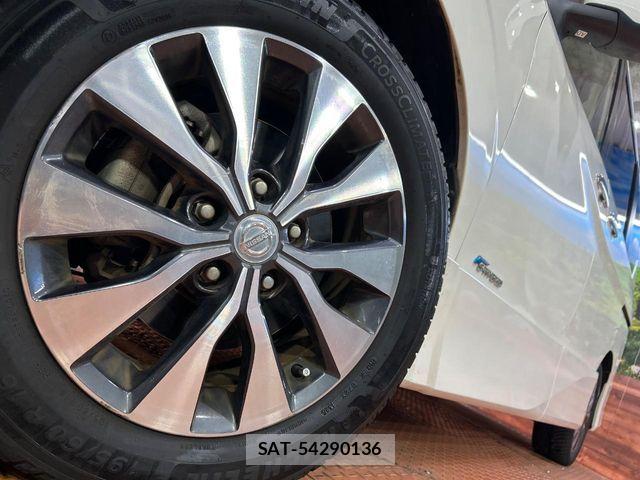 Nissan SERENA 2018-06 8884321-14