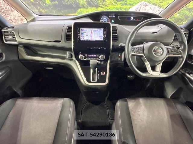 Nissan SERENA 2018-06 8884321-1