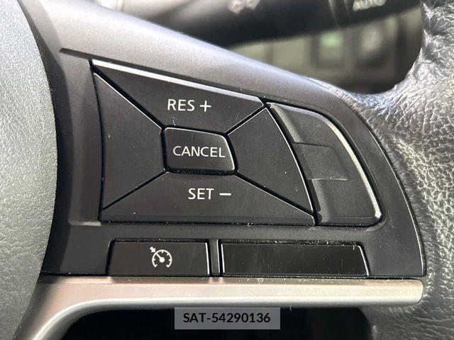 Nissan SERENA 2018-06 8884321-5