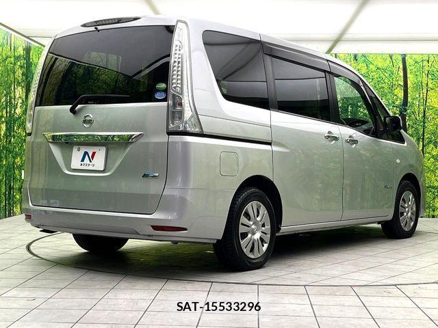 Nissan SERENA 2013-09 8884331-16