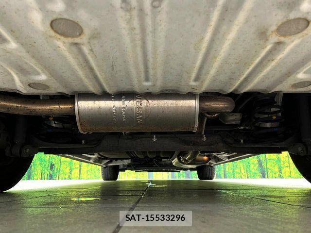Nissan SERENA 2013-09 8884331-18