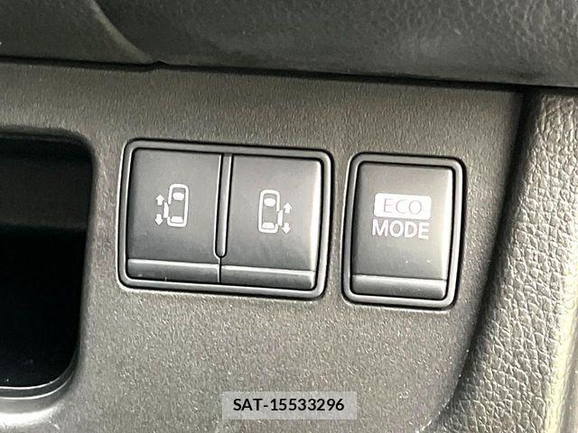 Nissan SERENA 2013-09 8884331-4