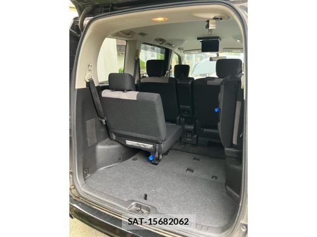 Nissan SERENA 2013-06 8884333-18
