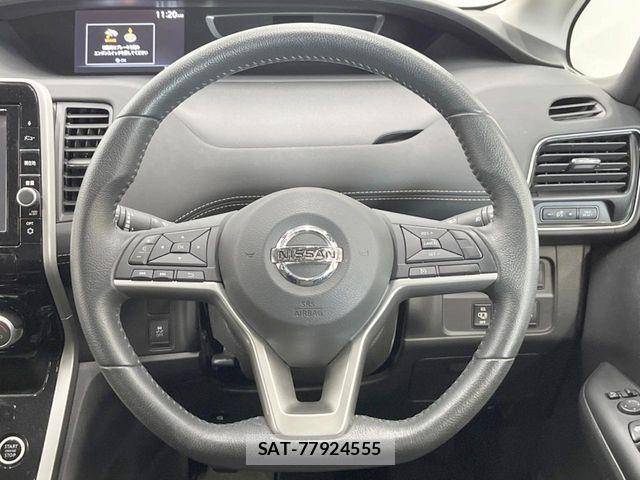 Nissan SERENA 2017-05 1067393-11