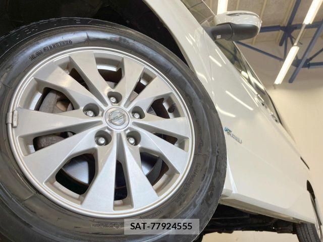 Nissan SERENA 2017-05 1067393-13
