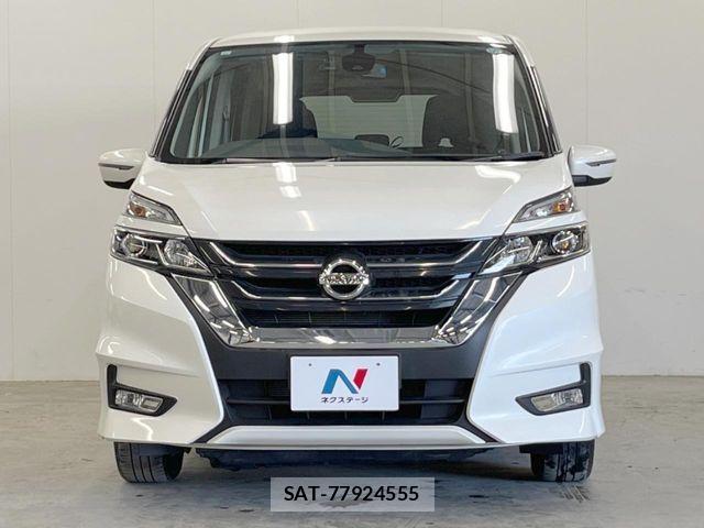 Nissan SERENA 2017-05 1067393-14