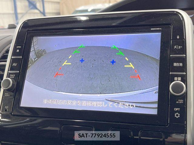 Nissan SERENA 2017-05 1067393-3