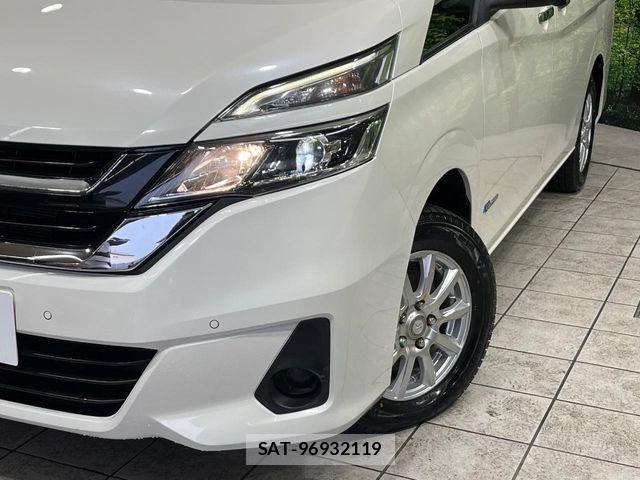 Nissan SERENA 2017-03 4757944-13