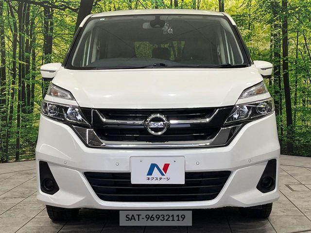Nissan SERENA 2017-03 4757944-15