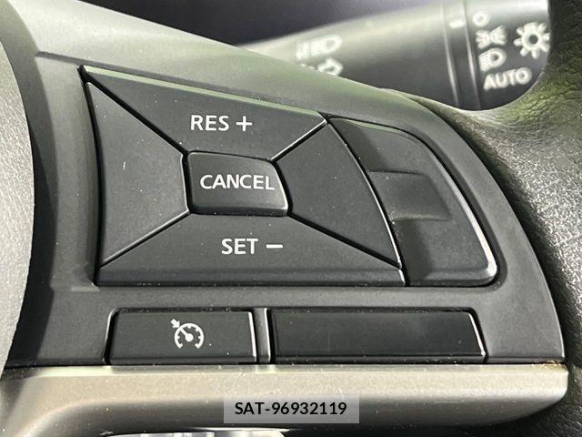 Nissan SERENA 2017-03 4757944-5