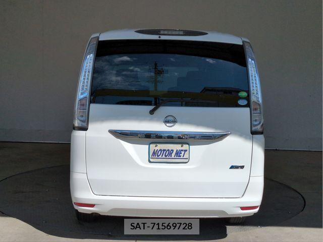 Nissan SERENA 2015-07 6018423-16