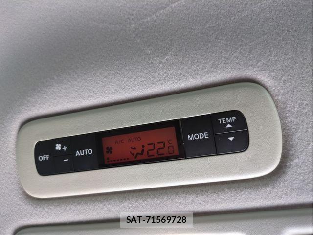 Nissan SERENA 2015-07 6018423-27