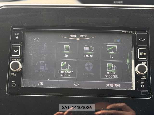 Nissan SERENA 2017-08 6018407-10