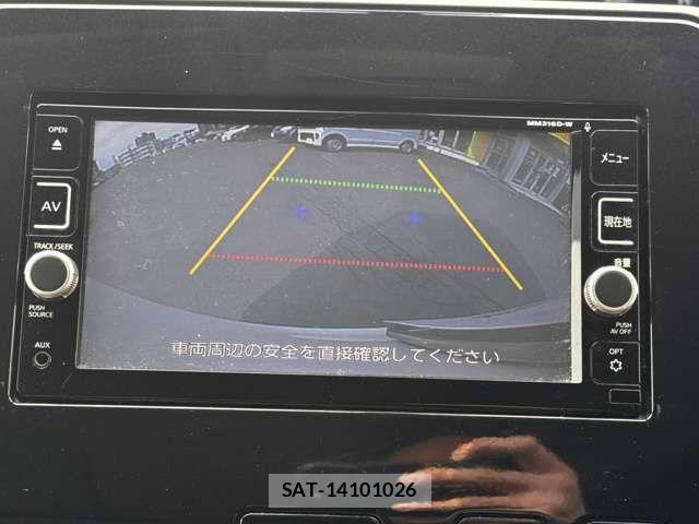 Nissan SERENA 2017-08 6018407-12