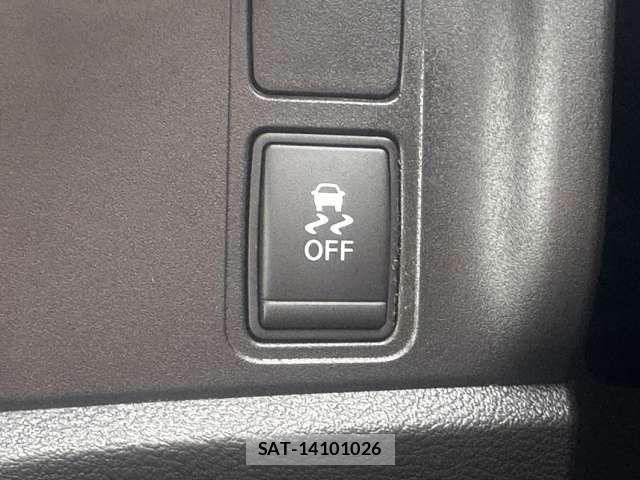 Nissan SERENA 2017-08 6018407-15