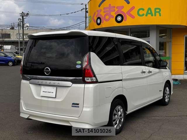 Nissan SERENA 2017-08 6018407-1
