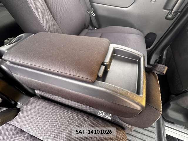 Nissan SERENA 2017-08 6018407-7