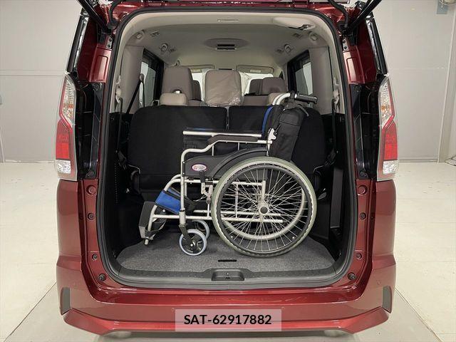 Nissan SERENA 2017-03 6219491-12