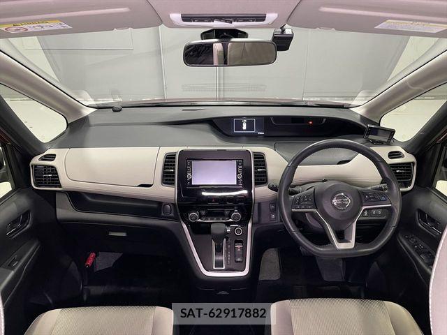 Nissan SERENA 2017-03 6219491-17