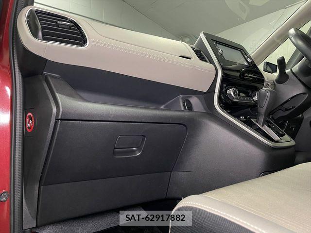 Nissan SERENA 2017-03 6219491-18